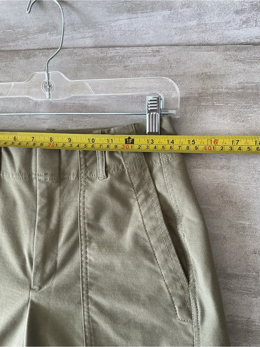 Athleta Skyline olive high-rise barrel leg pants Sz4 - Picture 8 of 8